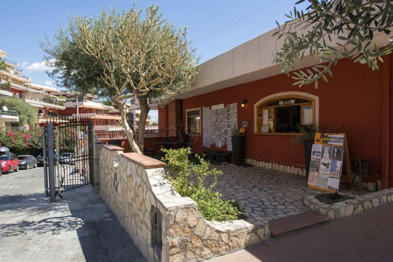 Hotiday Village Letojanni Taormina Экстерьер фото