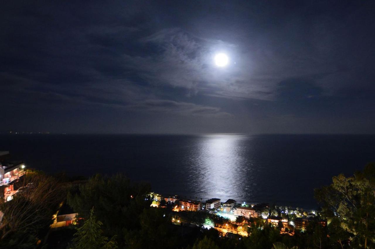 Hotiday Village Letojanni Taormina Экстерьер фото