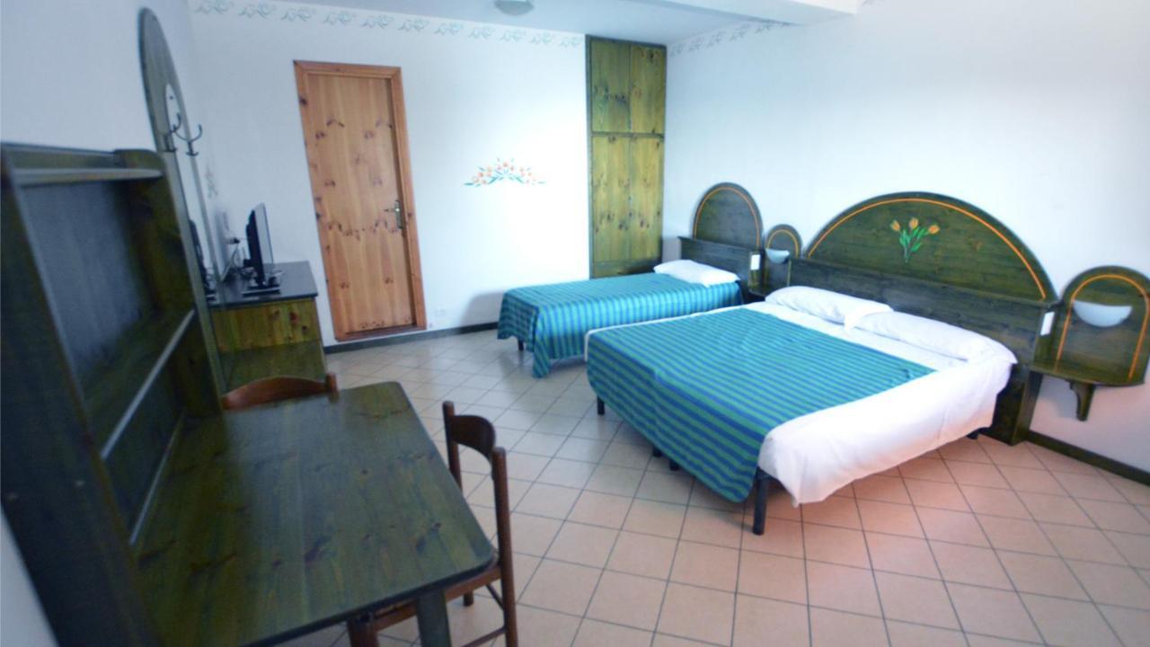 Hotiday Village Letojanni Taormina Экстерьер фото